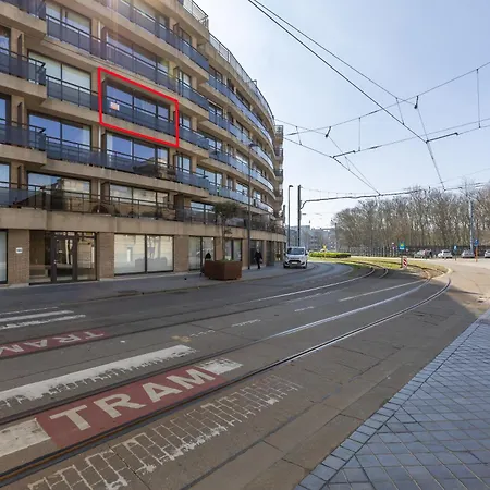 Silver 3 Apartment